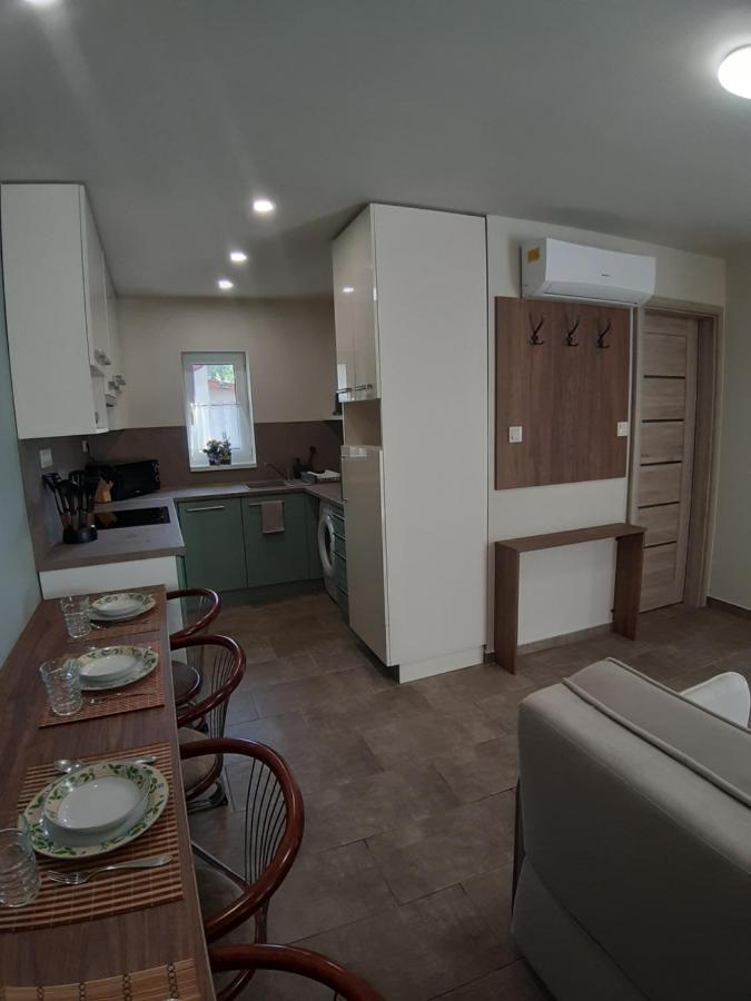 Profi Kecó Apartman Balatonalmádi Exterior foto